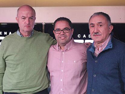 De izquierda a derecha, Miguel Ángel Cilleros, Gustavo Santana y Josep Maria Álvarez.