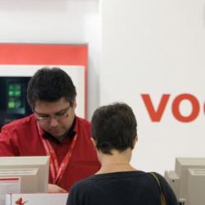 Vodafone lanza su ofensiva en la guerra de precios al igualar a Orange y Movistar