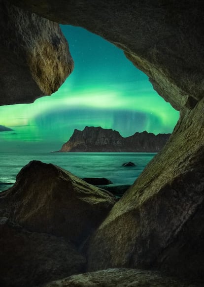 'The aurora cave'.