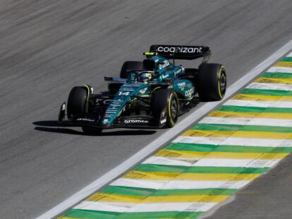 Fernando Alonso durante el Gran Premio de Brasil.