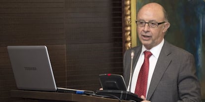 El ministro de Hacienda, Crist&oacute;bal Montoro. 