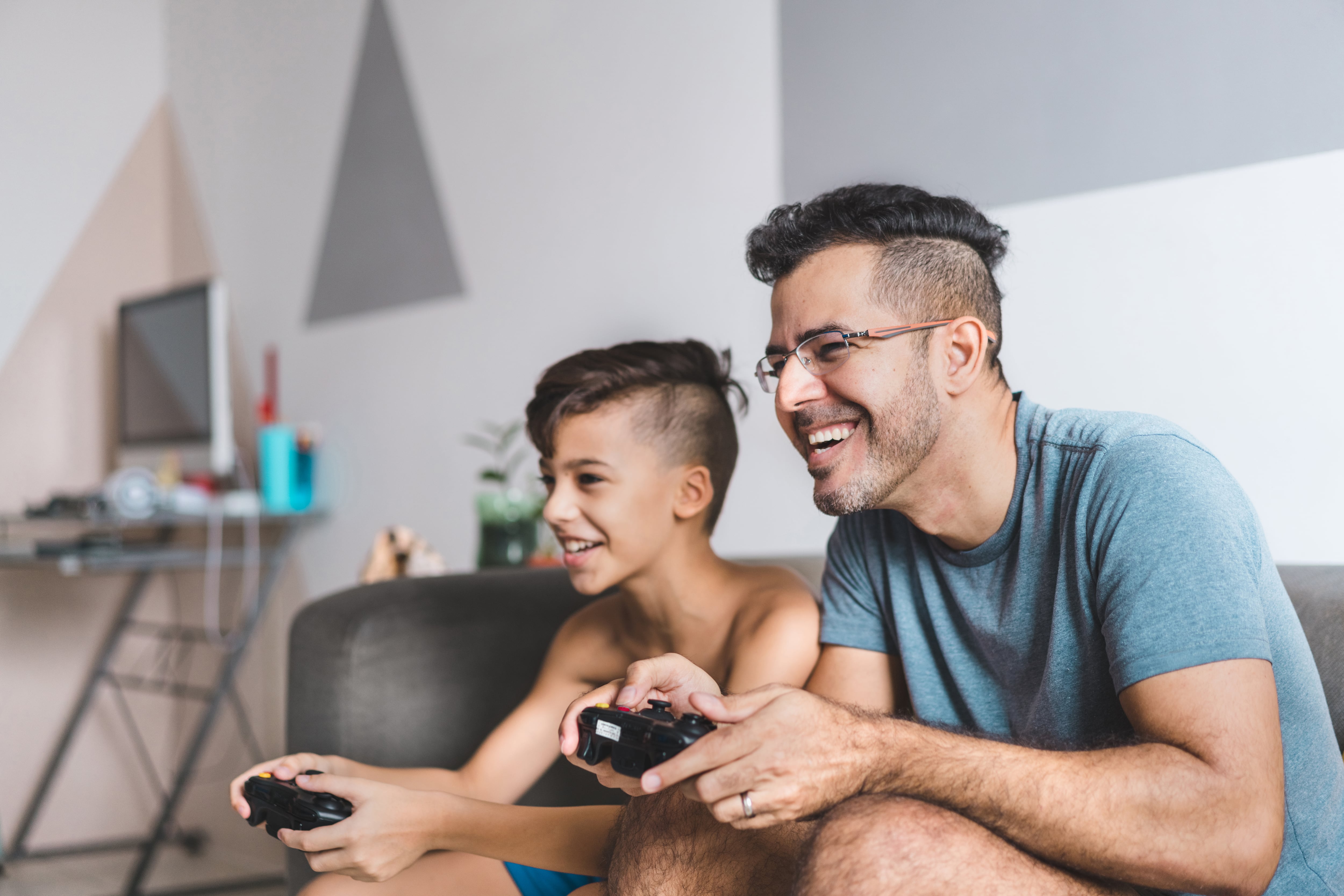 Confianza sí, pero con límites: el problema de la fina línea entre ser padre o amigo