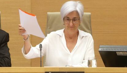 Prosecutor General María José Segarra in Congress.