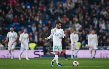 Los jugadores del Madrid, tras el segundo gol del Leganés.
