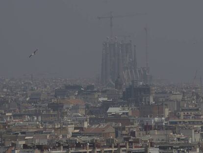 Contaminació a Barcelona, en una imatge d'arxiu.