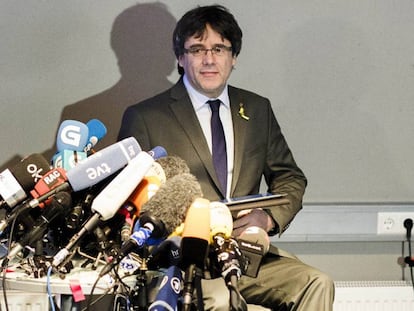 Carles Puigdemont durante la rueda de prensa que ofreció este sábado en Berlín.