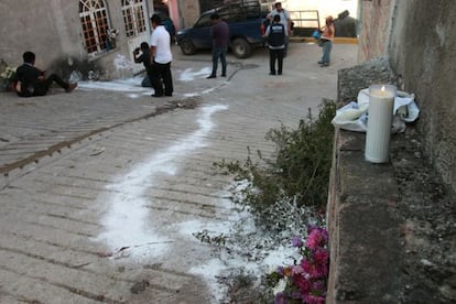 La calle donde murieron cuatro policías comunitarios, en Tixtla