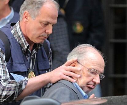 Rodrigo Rato, exvicepresidente del Gobierno, durante su detención./ Bernardo Pérez