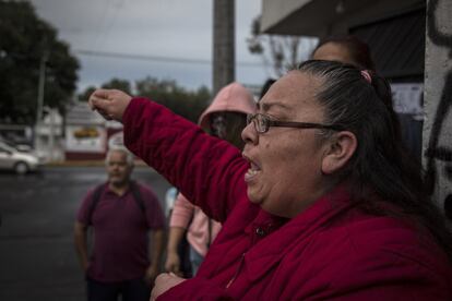 Las manifestantes exigen la renuncia de Grisel Barrientos, directora del Instituto Municipal de la Mujer de Ecatepec.