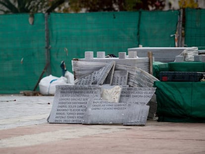 El memorial histórico inacabado en el cementerio de la Almudena, el 25  de noviembre.