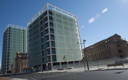 Ciudad Administrativa Nou d'Octubre de Valencia.