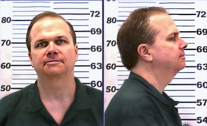 Dos retratos de David Mark Chapmann tomados en el centro penitenciario de Attica, en Nueva York, en 2010.