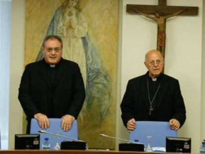 El presidente de la comisión episcopal antipederastia defiende actualizar los protocolos para adecuarlos a la ley del menor. Los fiscales consideran insuficiente la medida