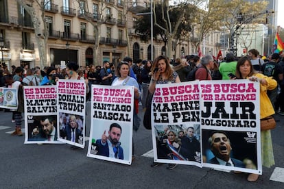 Manifestación contra la ultraderecha en Barcdelona, el 23 de marzo.