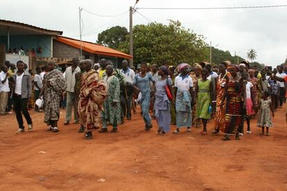 Bini Ouattara Daouda, empresario del sector turístico, es el organizador del festival del Adayé Kessié de 2017. Su intención es que esta fiesta se convierta en una atractivo turístico para visitantes de todo el mundo y con ello generar negocio y riqueza para la región en la que se enclava Tabagne, donde se celebran los fastos.