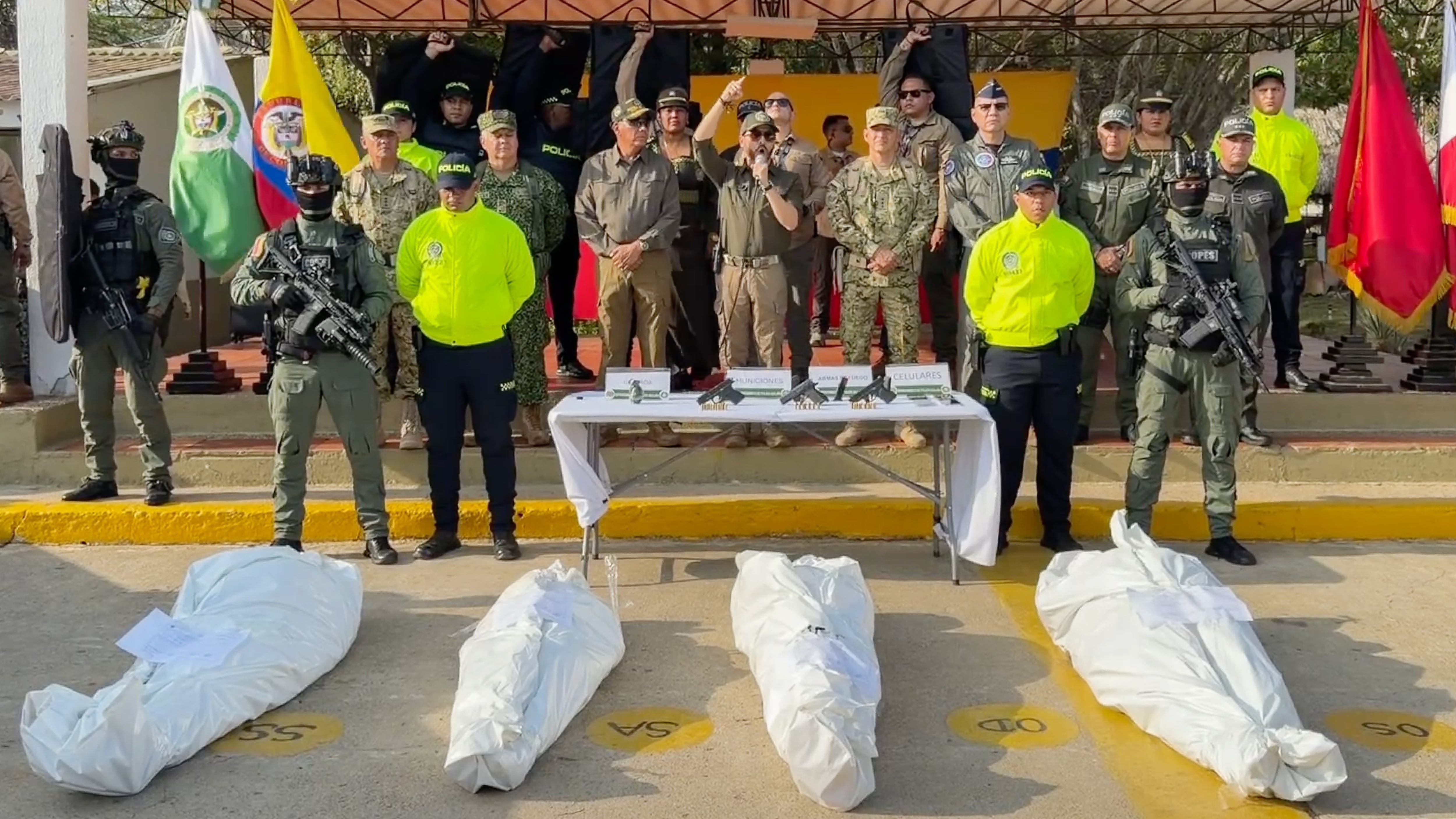 Cadáveres convertidos en propaganda y espectáculo