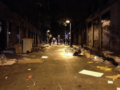 Así luce la calle Fuencarral este Sábado por la madrugada. La imagen la envía a través de twitter @heshor. https://twitter.com/heshor