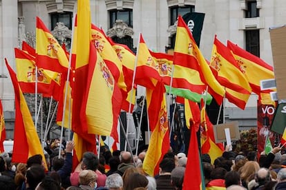 Manifestación convocada por Vox contra la subida de precios de la luz, la gasolina y los suministros básicos, en marzo de 2022, en Madrid.