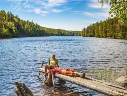 Finlandia ocupa este año el primer puesto del informe de la felicidad de Naciones Unidas. Una ruta de Helsinki al interior del país en busca de la belleza silvestre de sus bosques y lagos