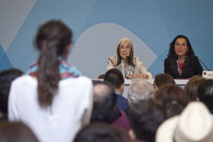 Mar&iacute;a Kodama, durante el acto en honor a Borges en la FIL. 