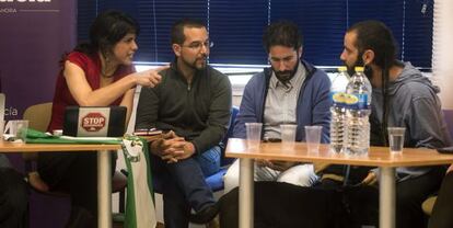 La secretaria general de Podemos en Andalucía Teresa Rodríguez, durante la primera reunión del Consejo Ciudadano Andaluz del partido en Puente Genil (Córdoba).