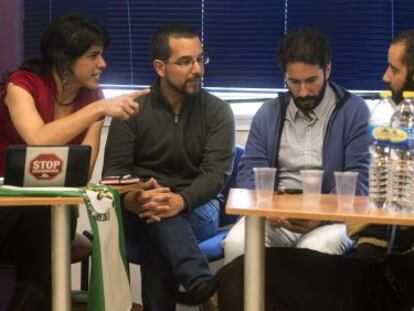 La secretaria general de Podemos en Andaluc&iacute;a Teresa Rodr&iacute;guez, durante la primera reuni&oacute;n del Consejo Ciudadano Andaluz del partido en Puente Genil (C&oacute;rdoba). 