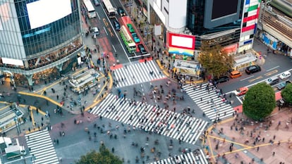  Vista aérea de un cruce en la ciudad de Tokio. GETTY IMAGES 