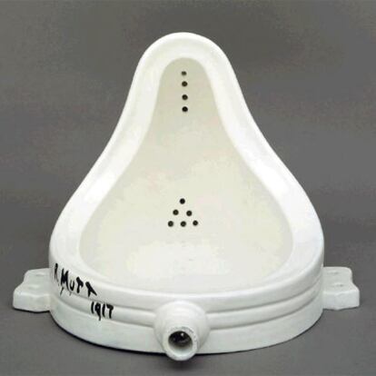 'La fuente' de Duchamp, en una imagen facilitada por la Tate Gallery de Londres.