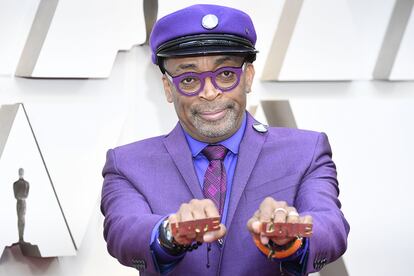 Si hay un cineasta en la actualidad responsable del auge de la cultura negra en el mundo ese no es otro que el ganador del Oscar Spike Lee: “No creo que el racismo pueda ser eliminado durante el resto de mi vida… ni en la de mis hijos, ni en la de mis nietos. Pero creo que es algo por lo que tenemos que esforzarnos. Seguiré trabajando para que llegue ese día”.