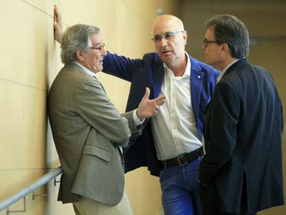 Trias conversa con Duran y Mas, momentos antes de su designación como alcaldable.