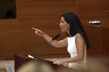 La portavoz de Vox en la Asamblea de Madrid, Rocío Monasterio, en un momento de su intervención.
