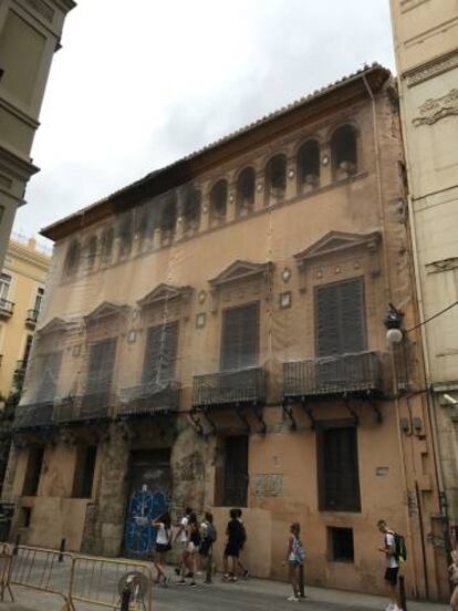 Palacio de los Valeriola, en la calle del Mar de Valencia.