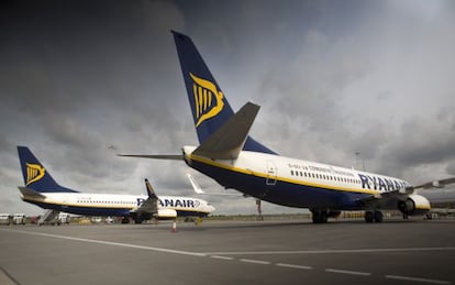 Aviones de Ryanair en el aeropuerto de Stansted (Reino Unido).