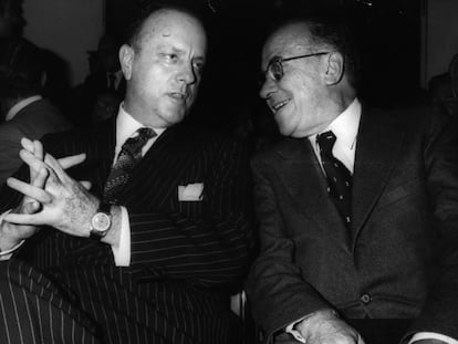 Manuel Fraga y Santiago Carrillo, en una imagen de 1977.