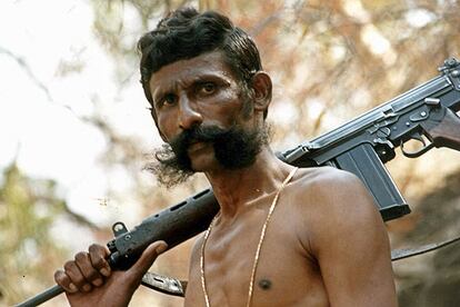 El bandido muerto Koose Muniswamy Veerappan.