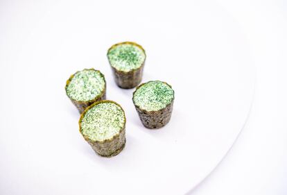 El primer plato de los 12 que Coelho ha elaborado para la ocasión es una tartaleta de ostra.