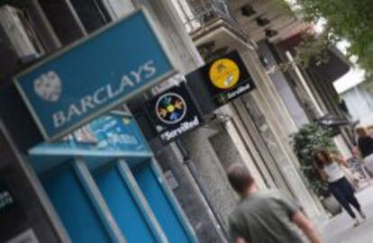 Oficina de Barclays, situada al lado de una de CaixaBank.