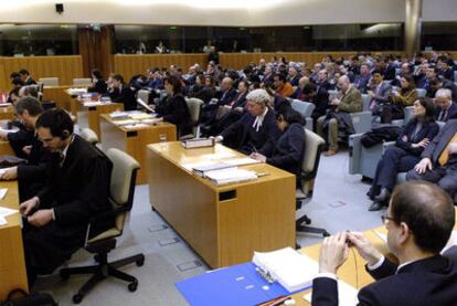 Vista sobre las <i>vacaciones fiscales</i> vascas celebrada en febrero de 2008 en el Tribunal de Justicia de la UE en Luxemburgo.
