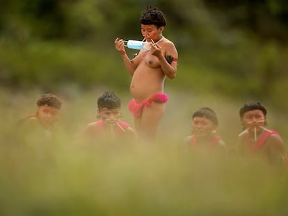 Povo Yanomami na região de Surucucu, município de Alto Alegre, em Roraima.