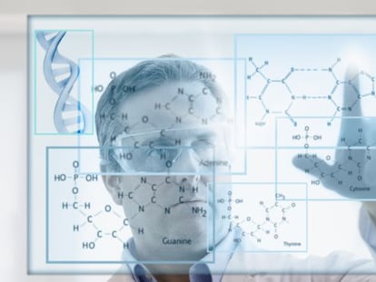 Un cient&iacute;fico estudia el ADN.