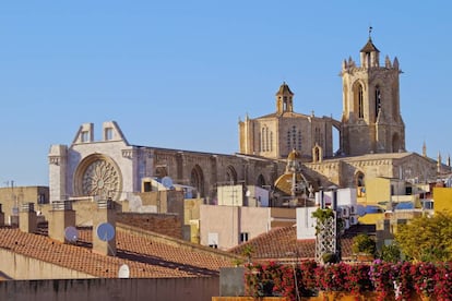 La acrópolis de Tarraco, el lugar de culto de los romanos,
se emplazaba donde ahora se levanta la catedral gótica, una zona de gran interés arqueológico en lo alto de la ciudad.