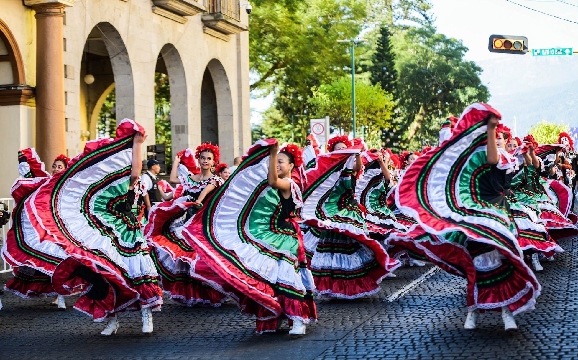 El desfile por el aniversario de la Revolución, en imágenes | Fotos ...