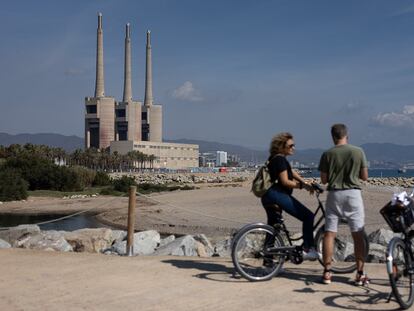 Las Tres Chimeneas de Sant Adrià de Besòs, ayer sábado.