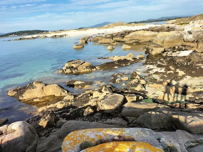 Cara oeste del islote Guidoiro Areoso.