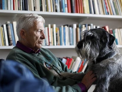 El escritor Per Olov Enquist, retratado en Estocolmo.