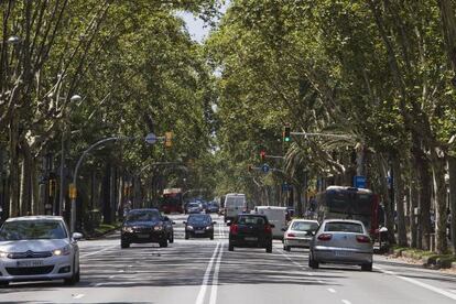 La Diagonal es una de las c&iacute;as con mayor tr&aacute;fico de Barcelona.