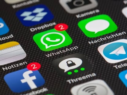 Prepara tu iPhone porque el modo oscuro de WhatsApp está a punto de llegar