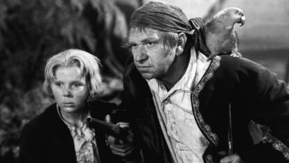 ackie Cooper y Wallace Beery como Jim Hawkins y Long John Silver.