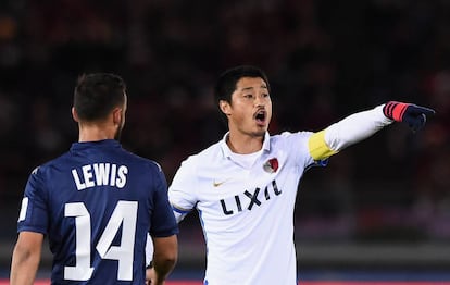 Mitsuo Ogasawara, capit&aacute;n del Kashima, durante el partido contra el Auckland City.