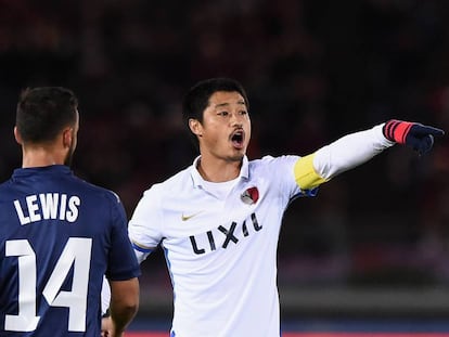 Mitsuo Ogasawara, capit&aacute;n del Kashima, durante el partido contra el Auckland City.